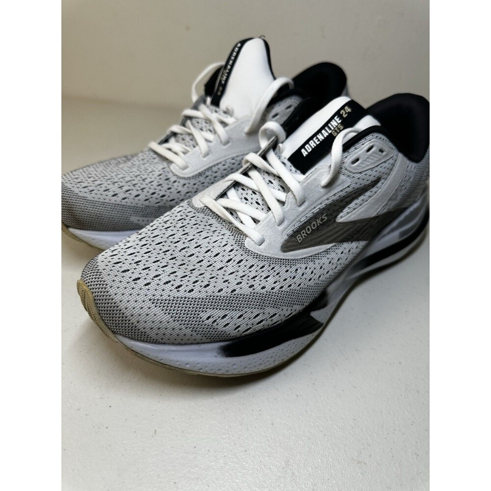 Brooks Women's Adrenaline GTS 24 Size 11